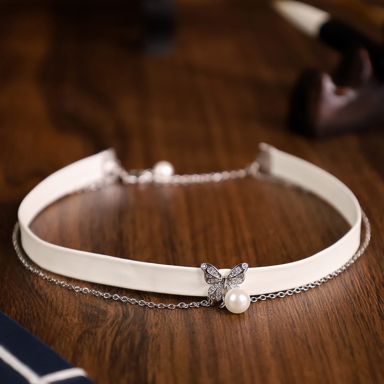 Vòng cổ Choker  Thiên Quan Tứ Phúc chủ đề Điệp Ngữ – Chính hãng BEMOE